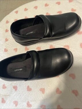 Cushonaire Women's Black Slip-On Clog — Cushioned Comfort